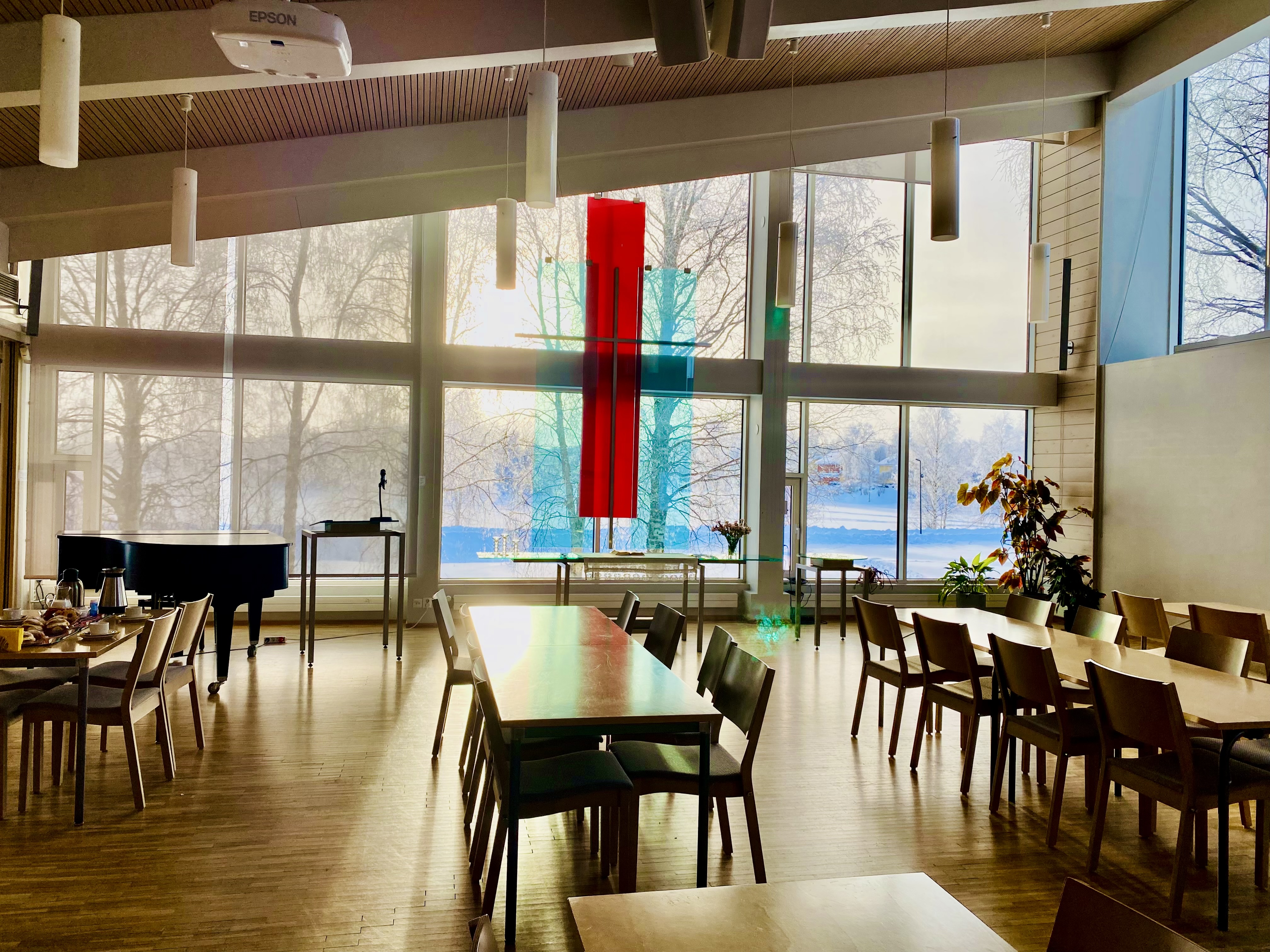 Kemijärven seurakunnan seurakuntasali kuvassa